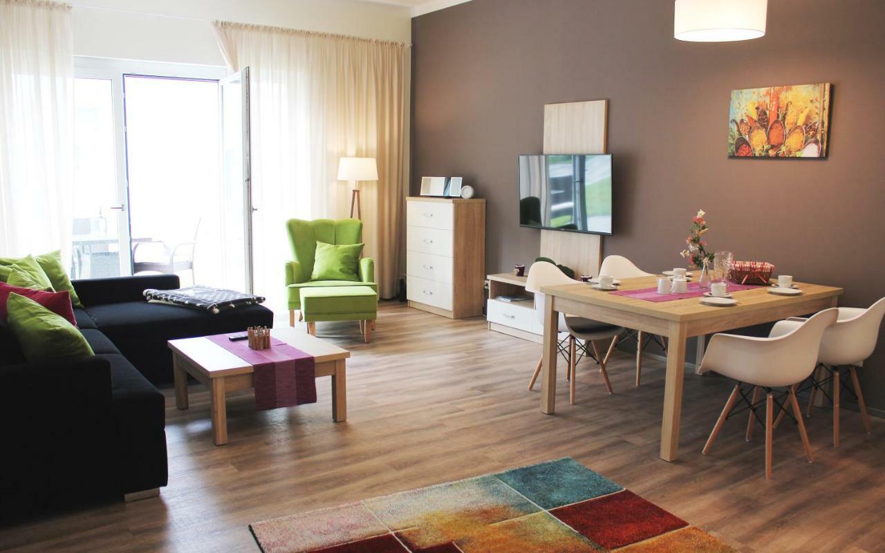 Prima Inn Ferienwohnungen Seetor Residenz Нойруппин Экстерьер фото